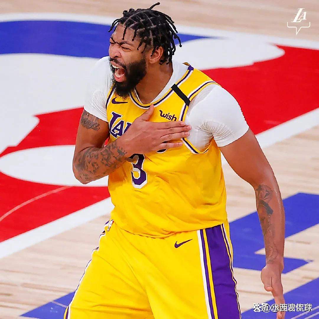 包含浓眉哥在老鹰比赛中大胜，精彩发挥引发热议！的词条